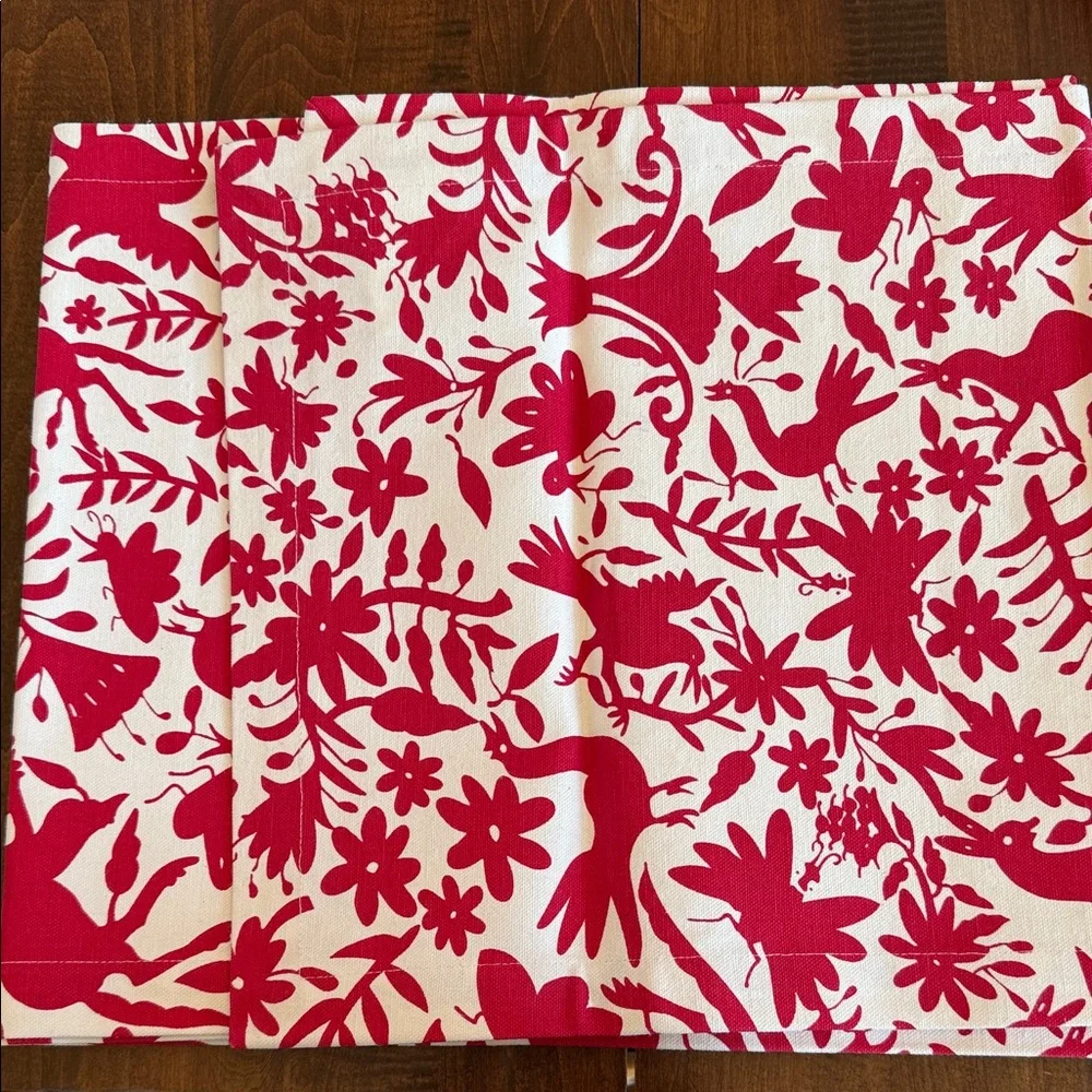 Crate&Barrel Red and White Floral Table Linen
